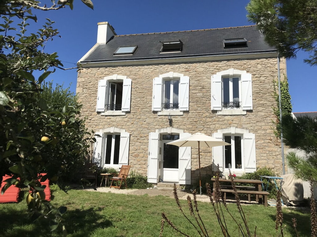 Villa in Plouhinec met terras