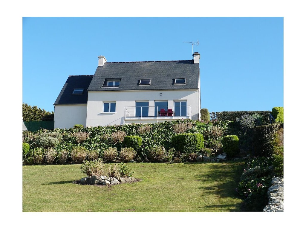 Vakantiehuis in Esquibien met terras