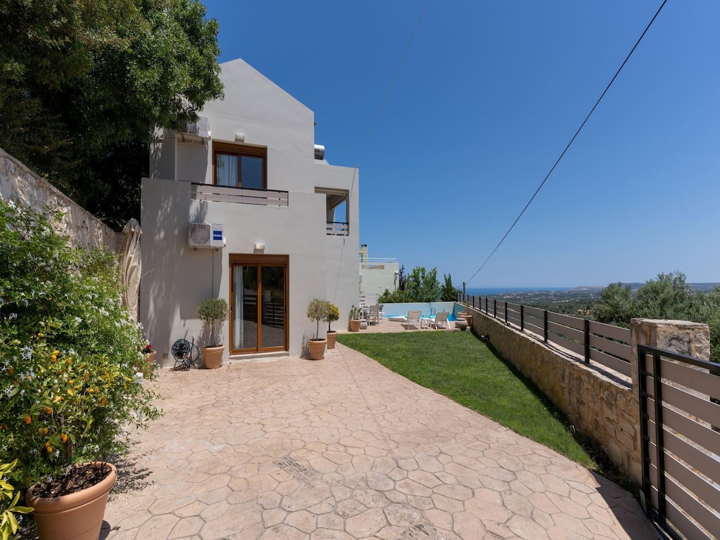 Agia Triada Landelijke Oase