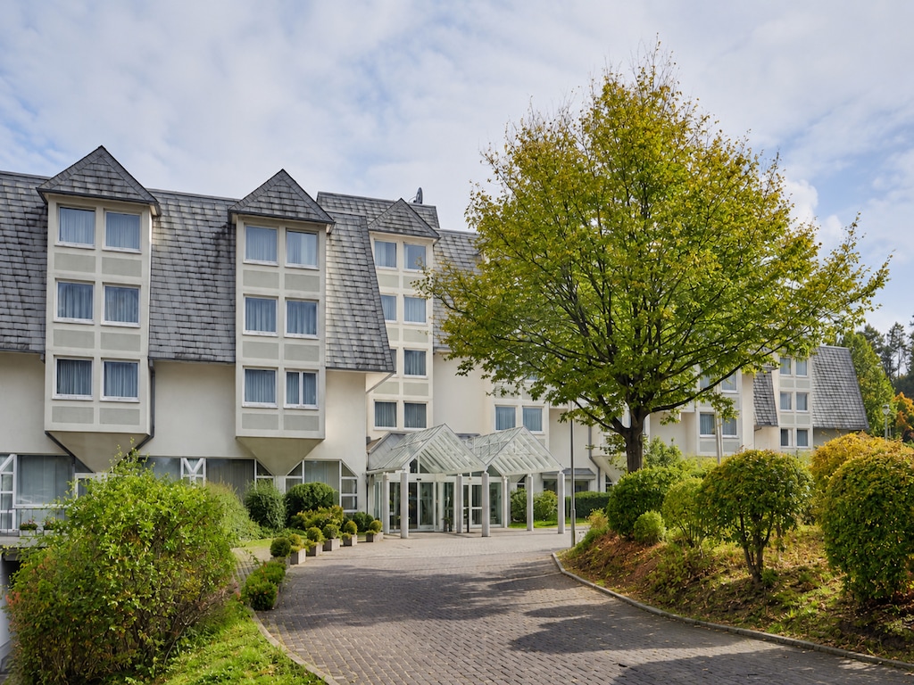 Sunday Hotel Wiesbaden met twee bedden