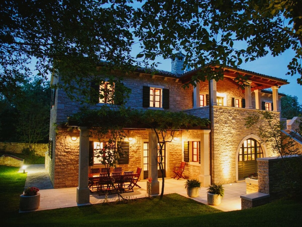 Villa in Kringa met barbecue en wifi.