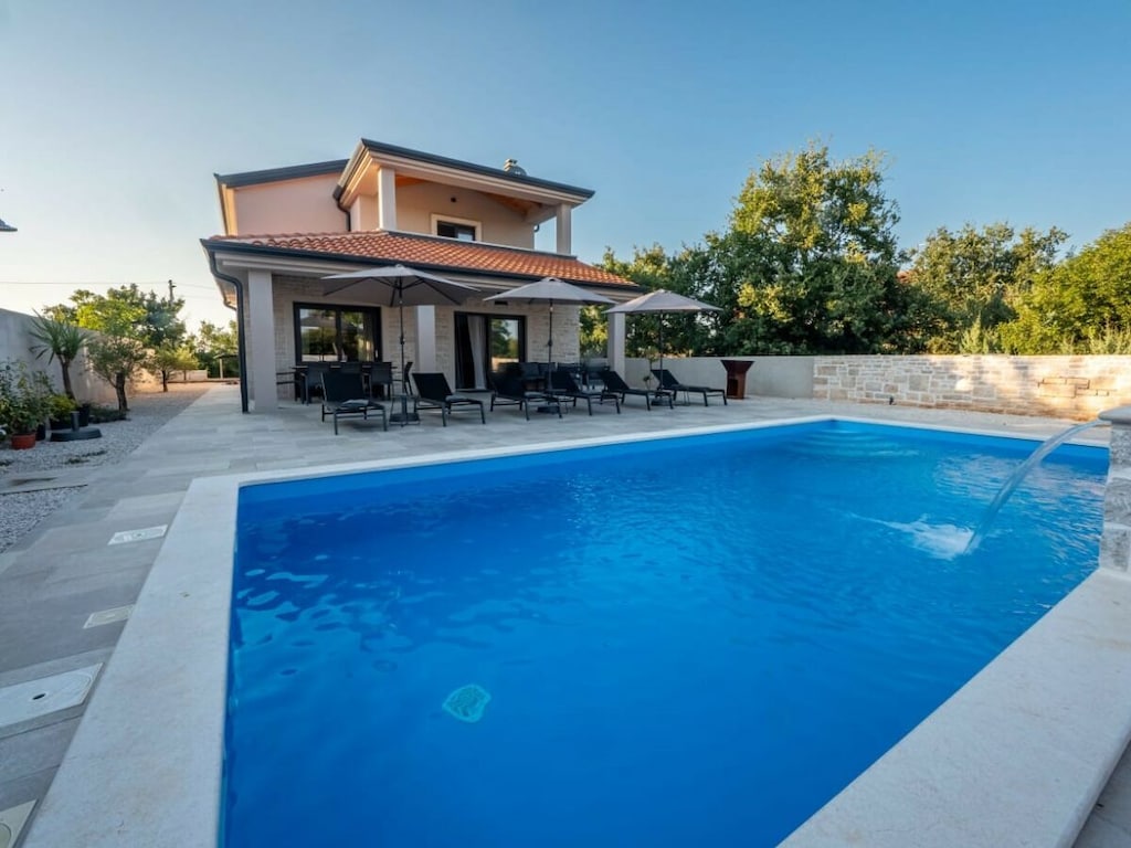 Villa Alves met privézwembad
