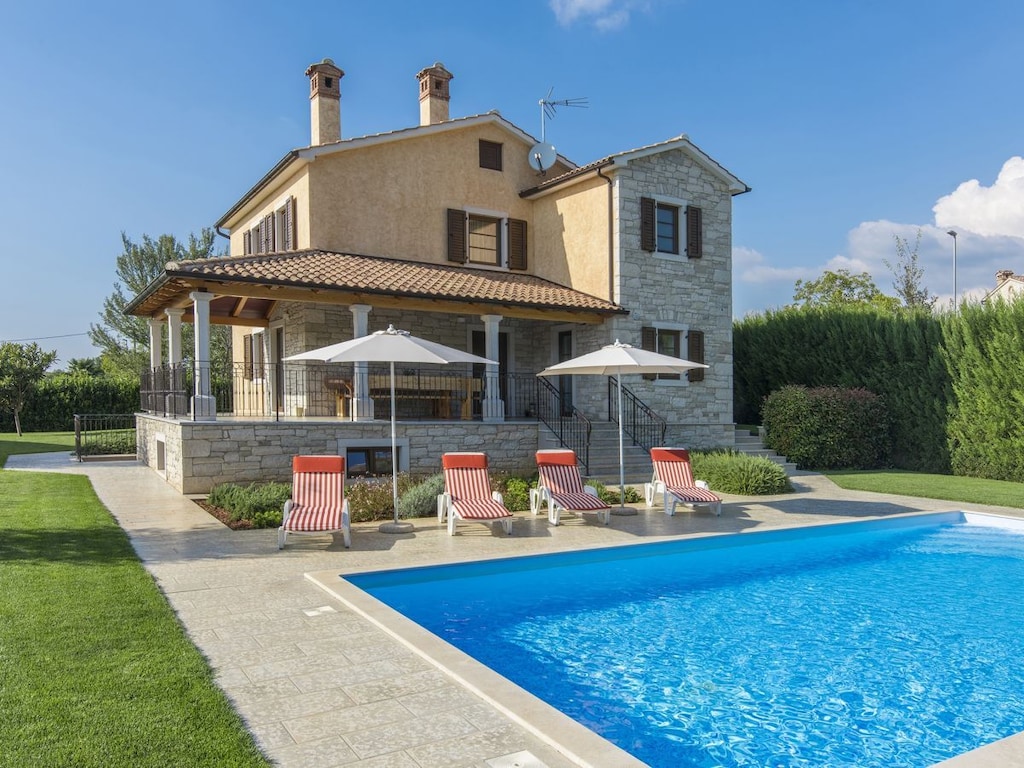 Villa in Kanfanar met barbecue en Wi-Fi