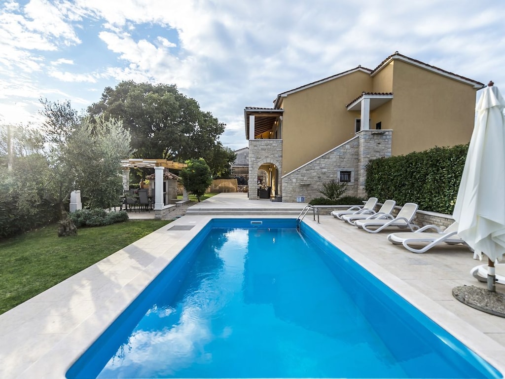 Villa in Vrsar met zwembad