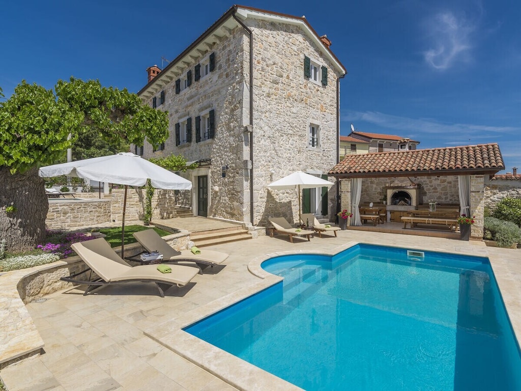 Vakantiehuis in Poreč met zwembad