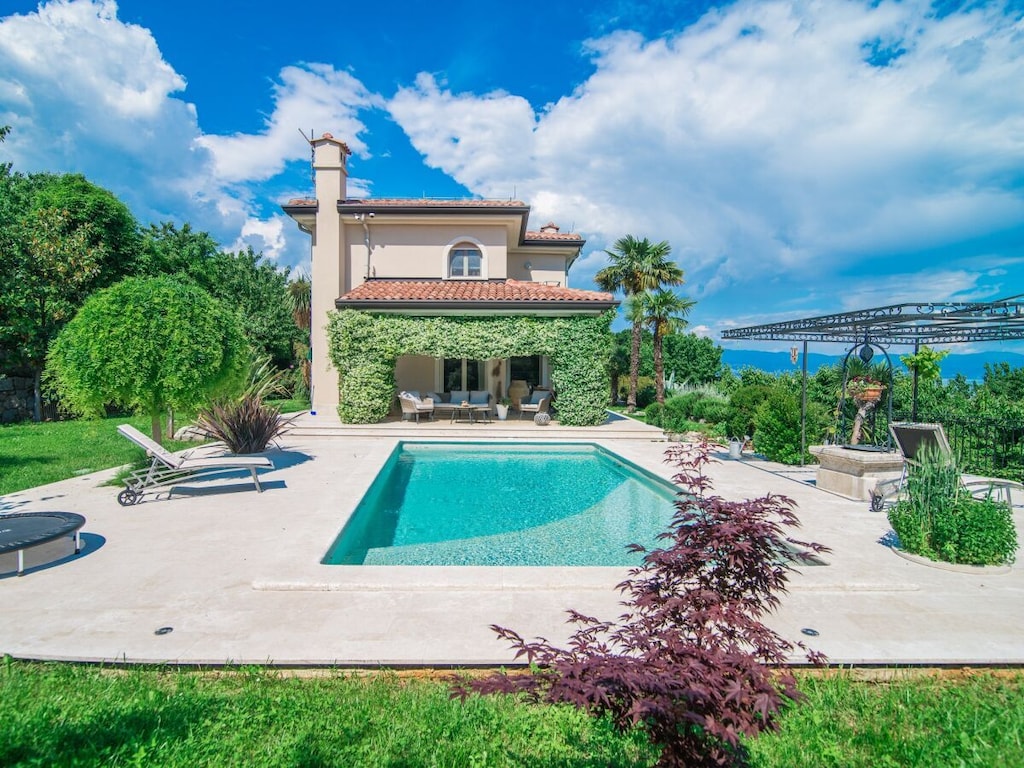 Studio in Villa Arta
