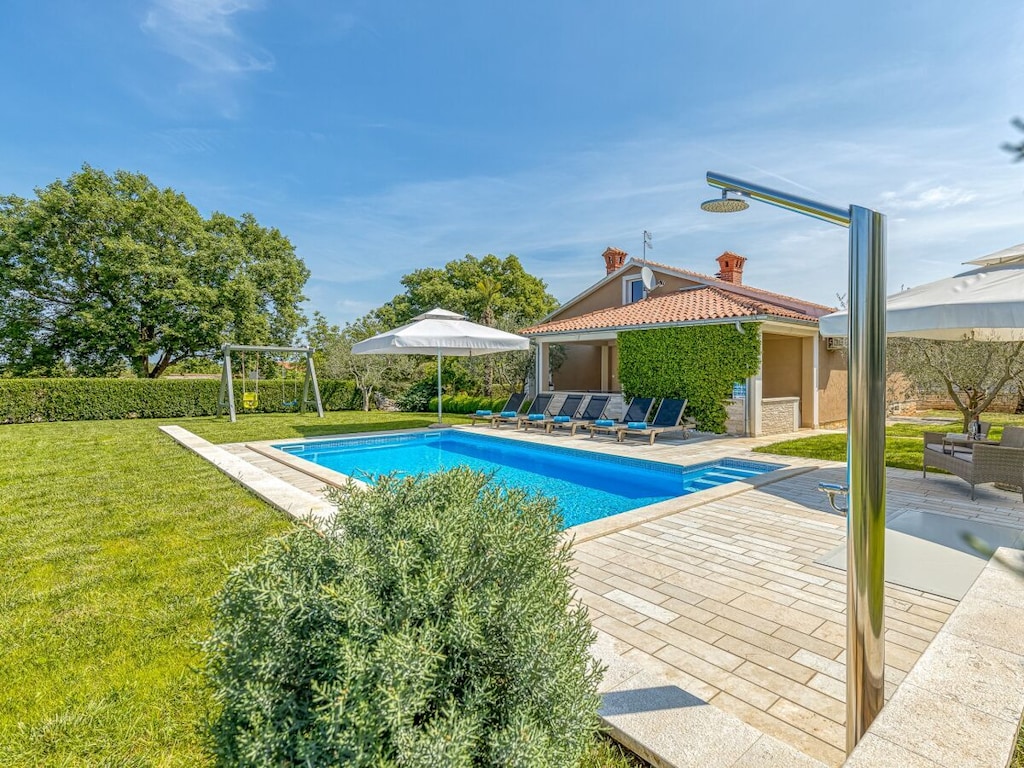 Villa in Selina met zwembad