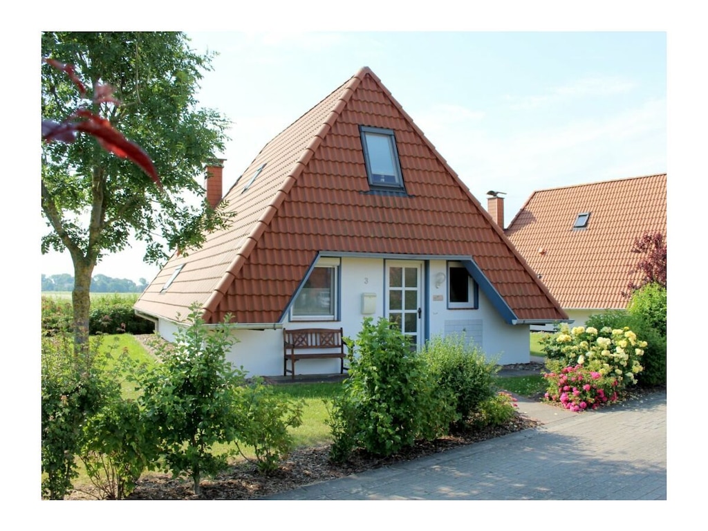 Vakantiehuis in Wremen met zwembad