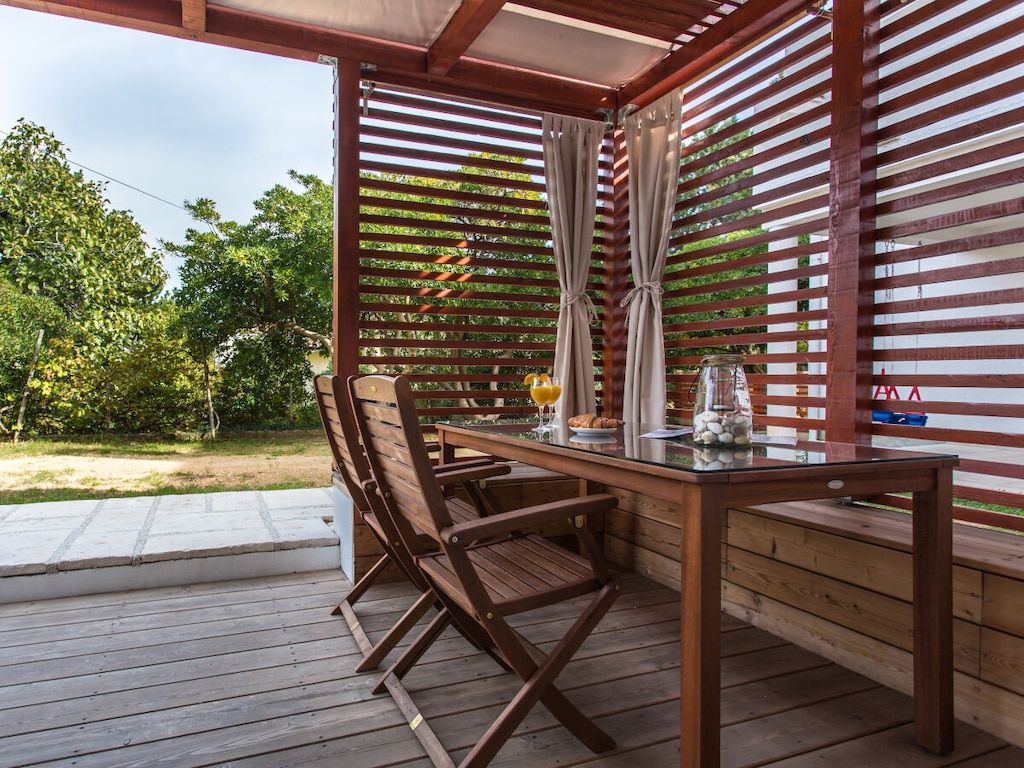 Vakantieappartement in Baška met zwembad