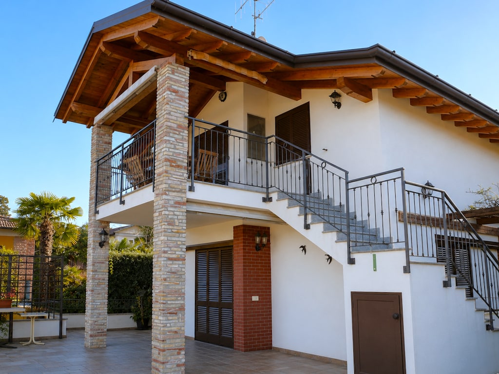Elegant appartement met uitzicht op het meer voor 6 personen