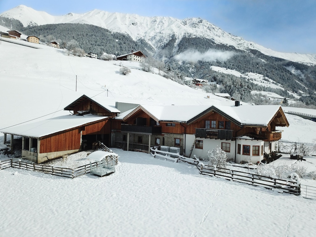 Panoramic view apartment Kaunergrat