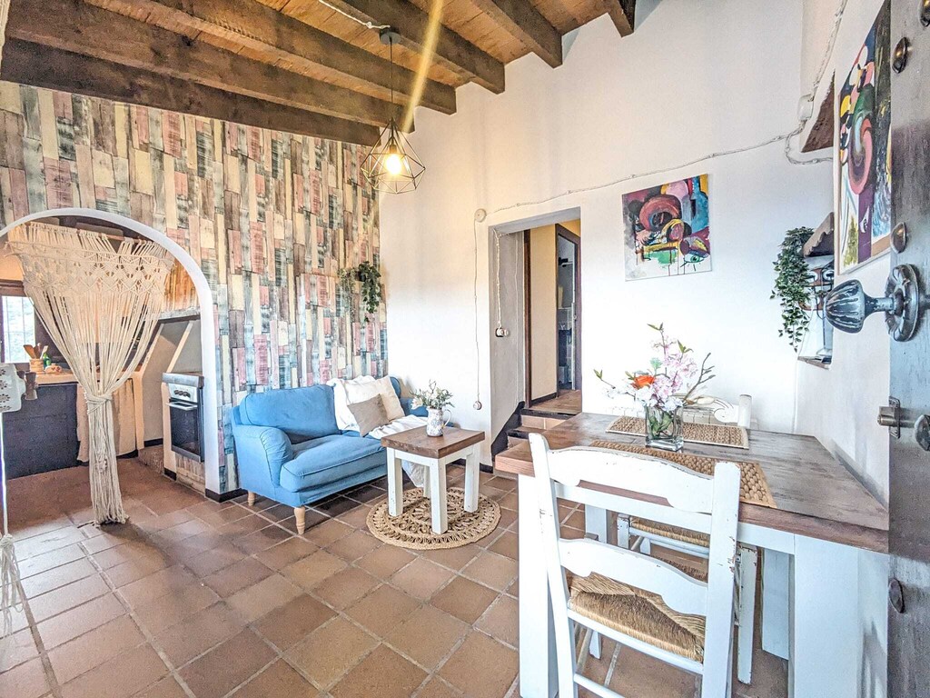 Cottage in La Joya met zwembad en tuin