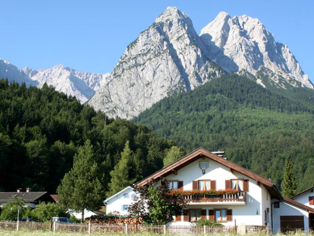 Huis "Waxensteinblick" Reindl