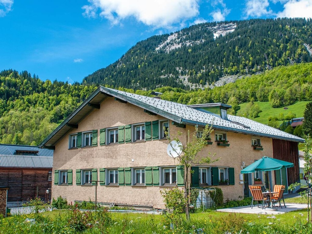Holiday apartment in Au with swimming pool
