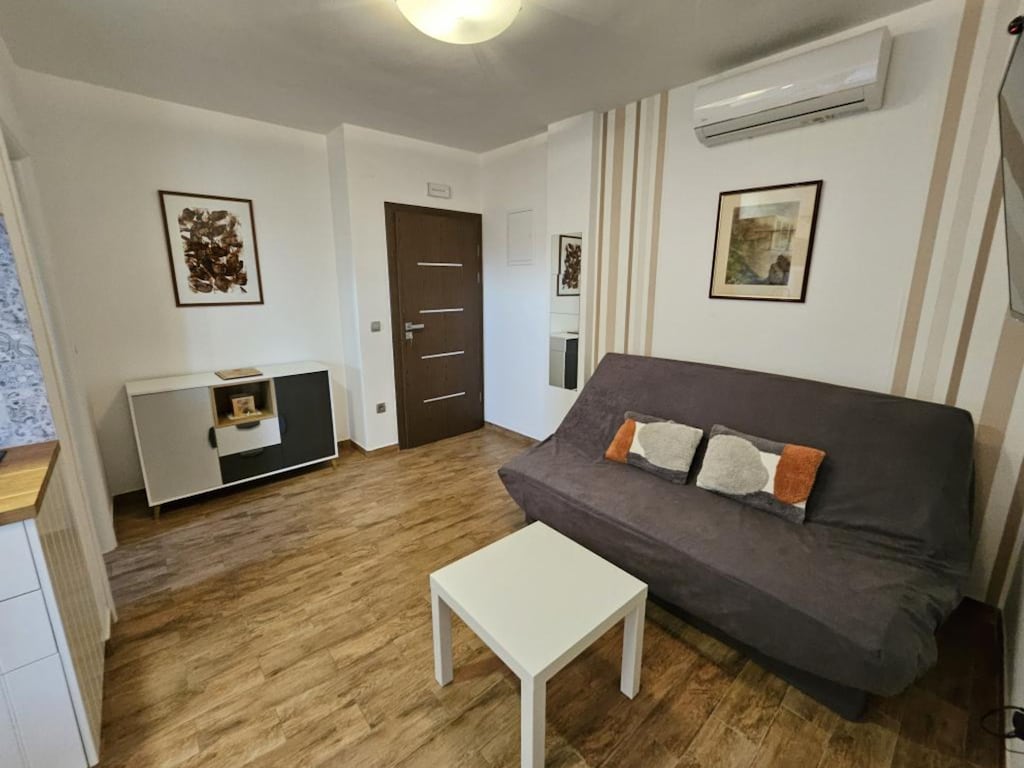 Apartments near the beach Orebic - One bedroom apartment (702)