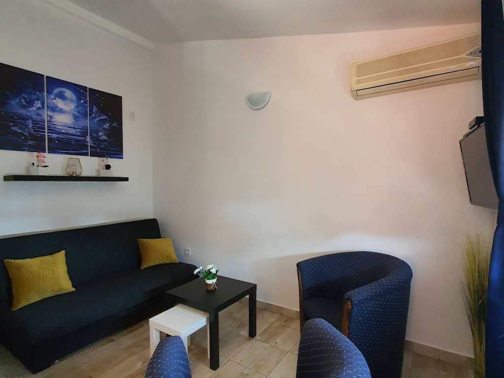 Comfort Accommodation Baošići Montenegro-One Bedroom Apartment with Terrace and Sea View (4)