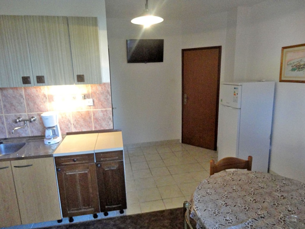 Villa Matan - Two Bedroom Apartment with Sea View (A)