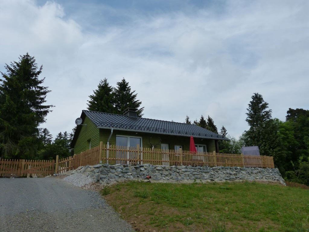Vakantiehuis in Brilon met zwembad