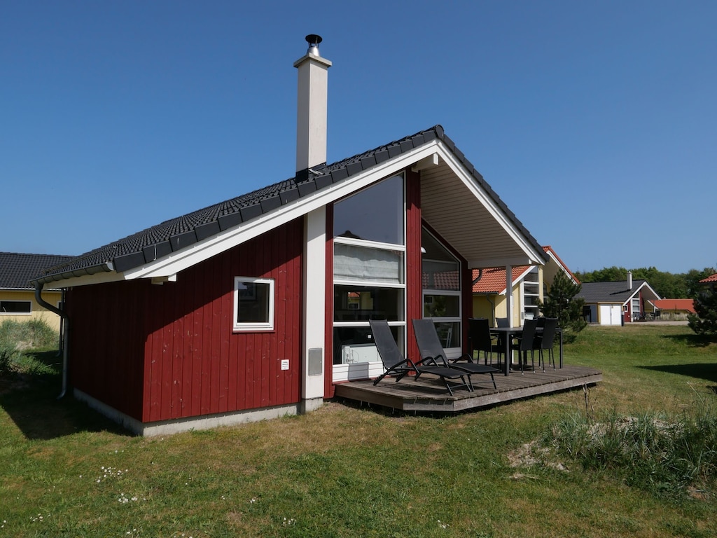 Scandinavian Style Home for 8