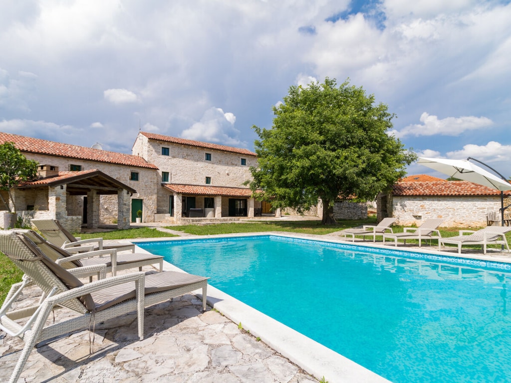 Villa in Barban mit Schwimmbecken
