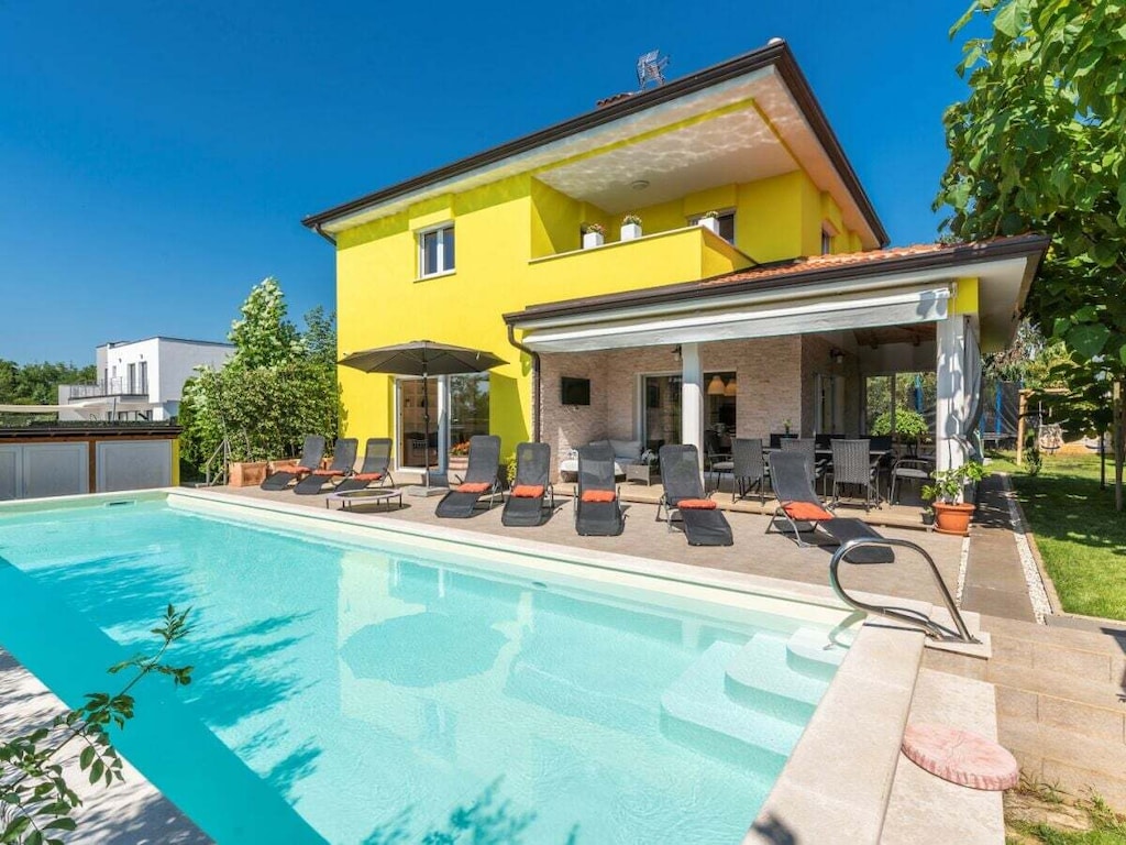Villa in Poreč met zwembad