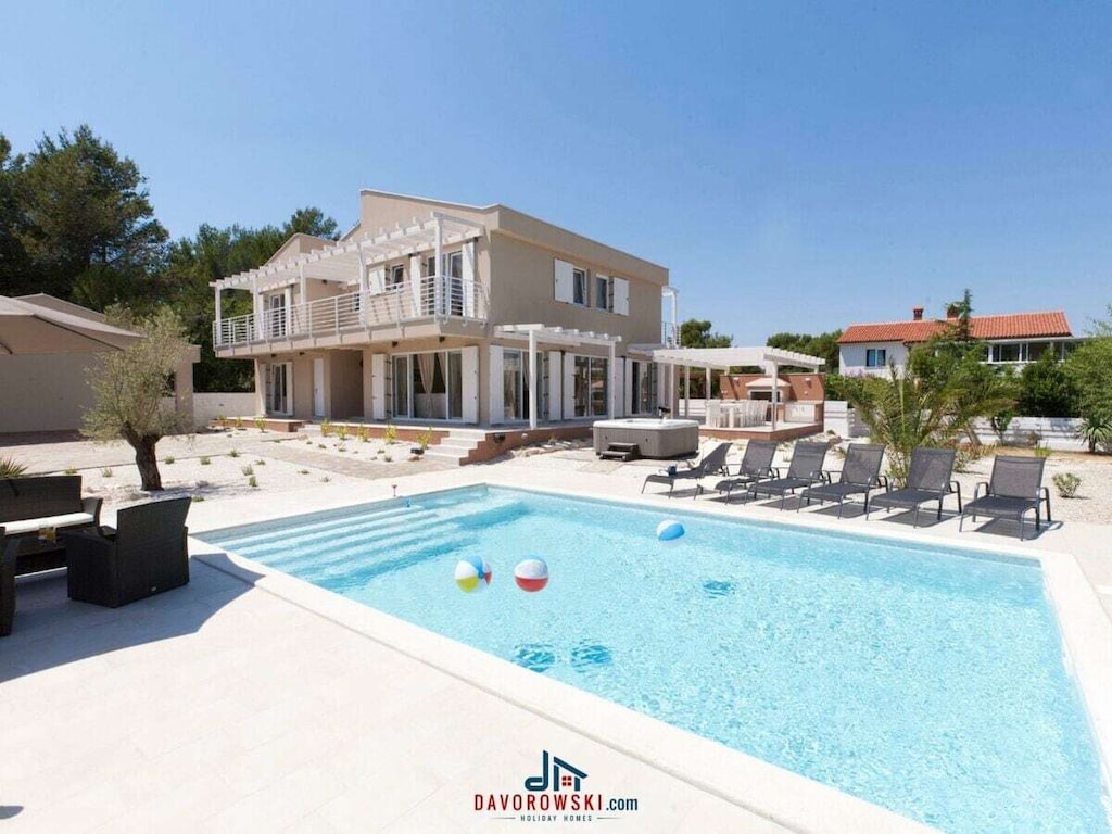 Villa in Ližnjan met zwembad