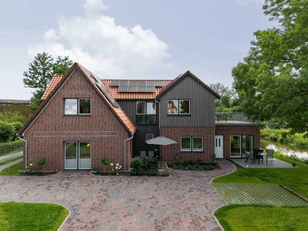 Hus op"n Diek / Lühedeich