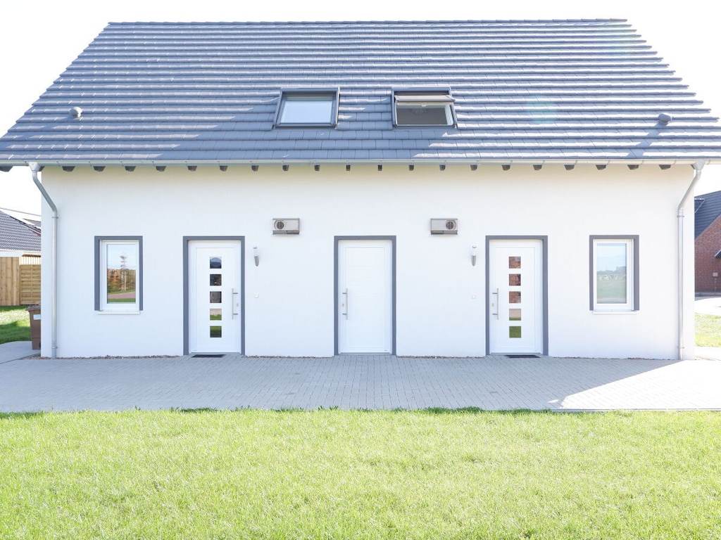 Vakantiehuis in Burhave met zwembad