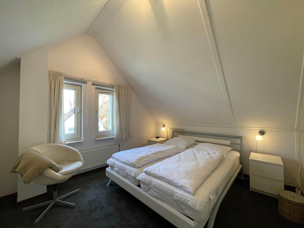 Home met tuin in de buurt van Langweerder Wielen