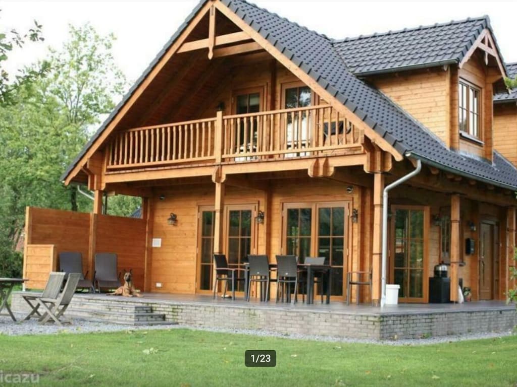 Houten villa Dirk