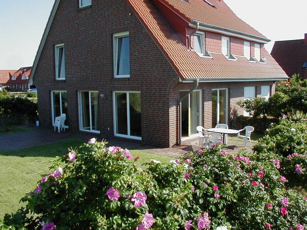 Vakantiehuis in Dorum met zwembad