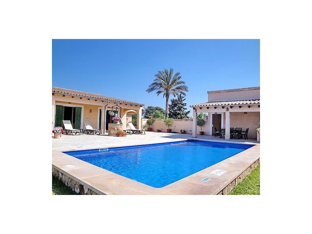 Finca in Porto Petro met zwembad