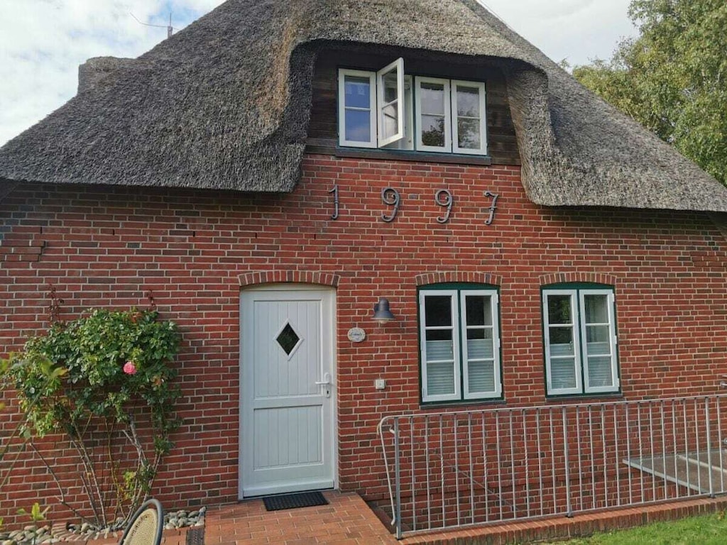 Vakantieappartement in Nebel met zwembad
