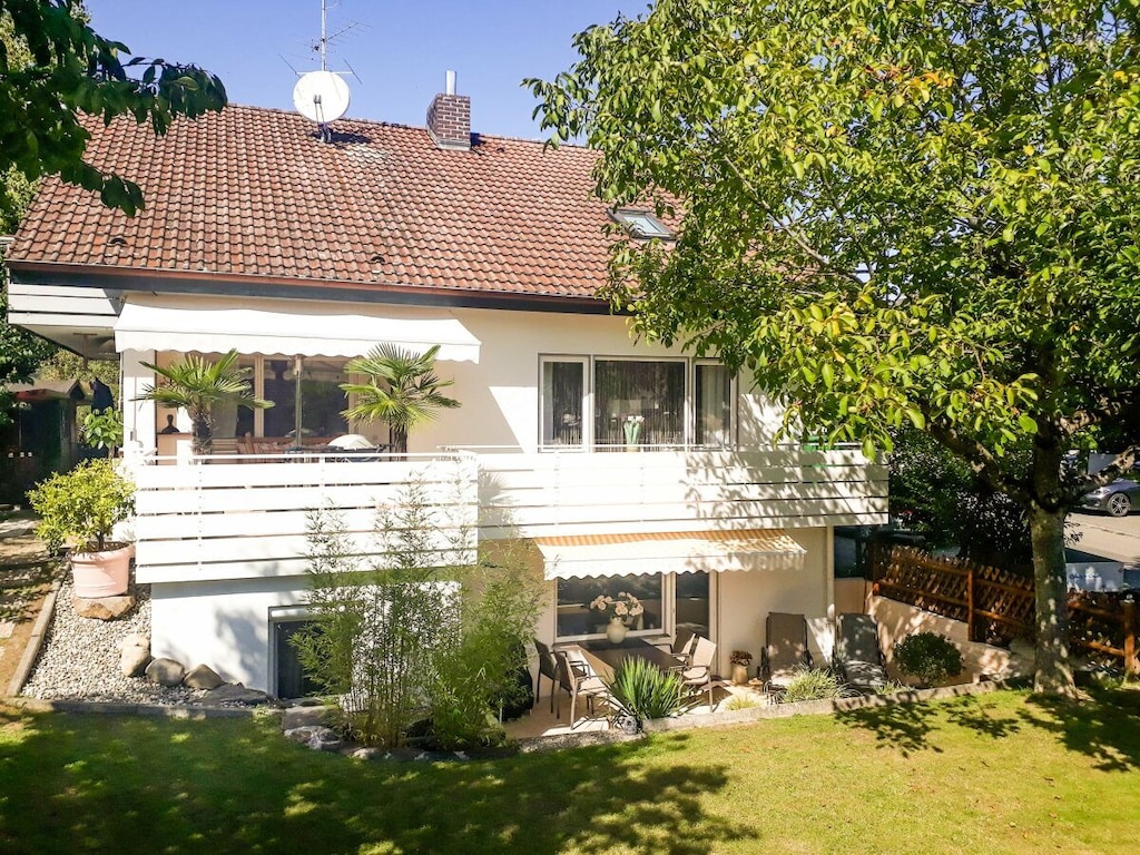 In het Behr House, vlakbij het meer en in alle rust.