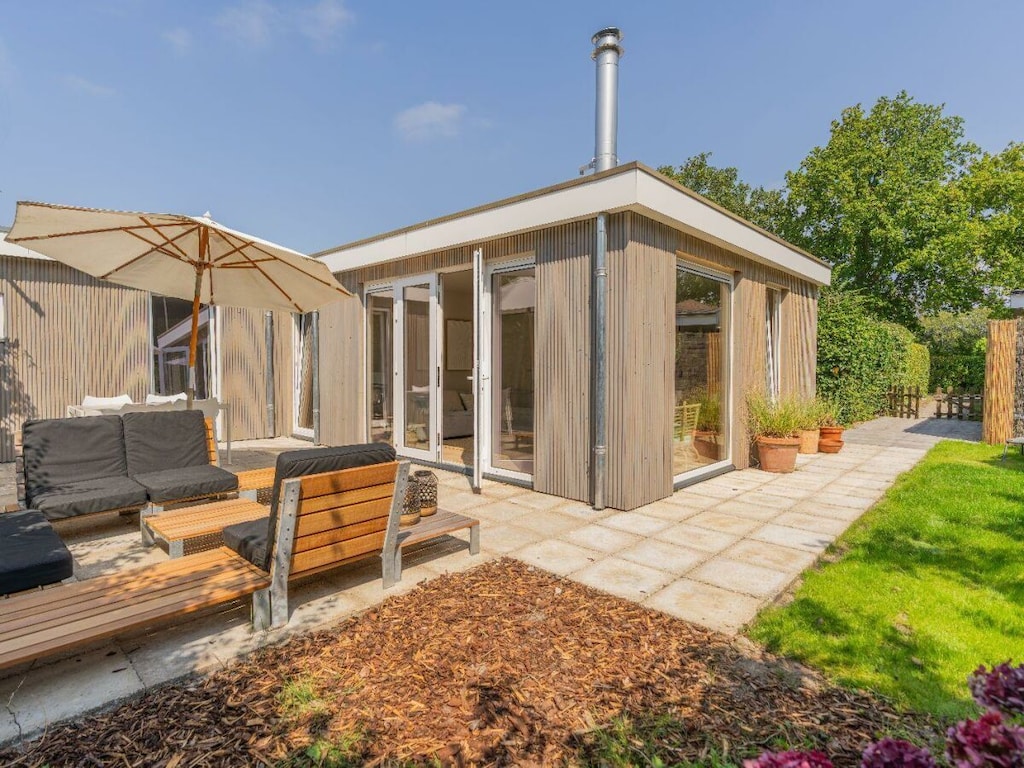 Ferienhaus in Renesse mit Schwimmbecken