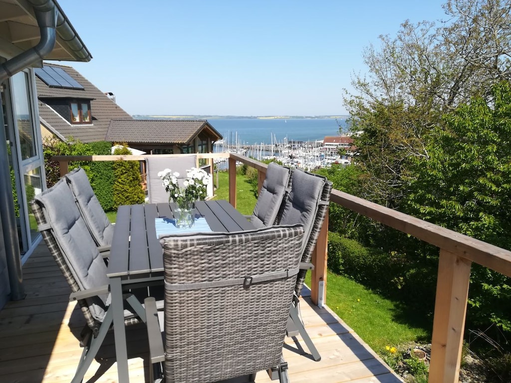 Ostsee Hafenblick