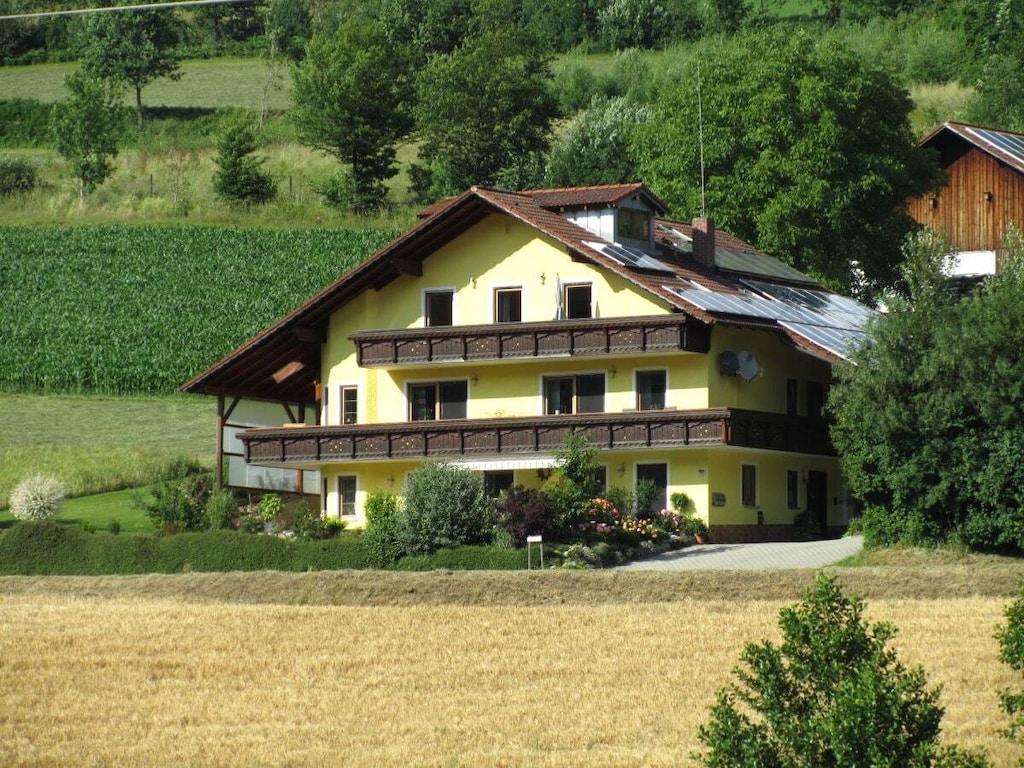 Ferienwohnung mit 2 Schlafzimmer