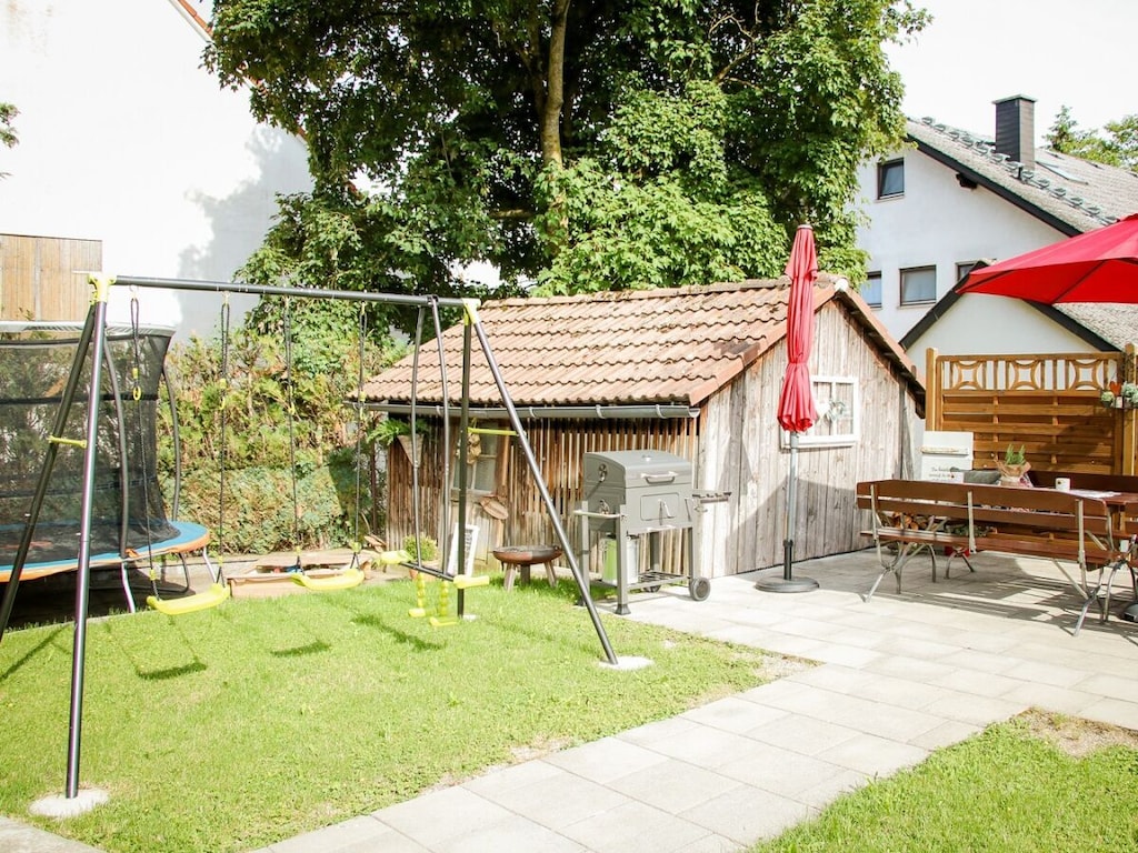 Vakantiehuis in Hayingen met zwembad