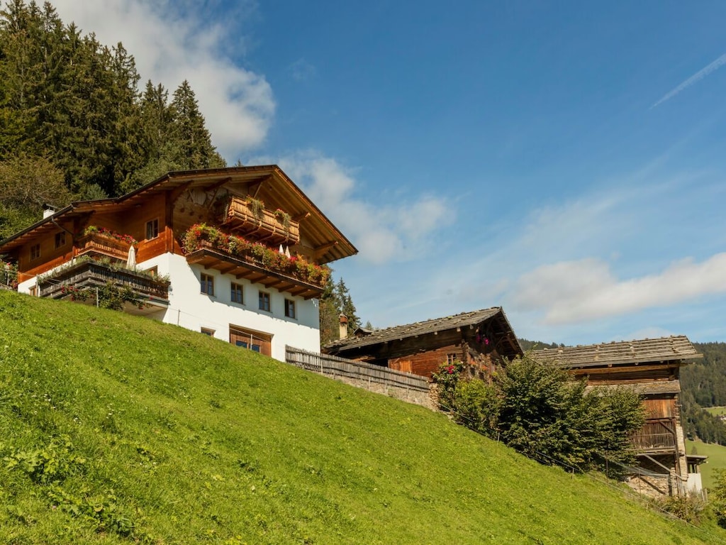 Buchrast Farm "Valley View"