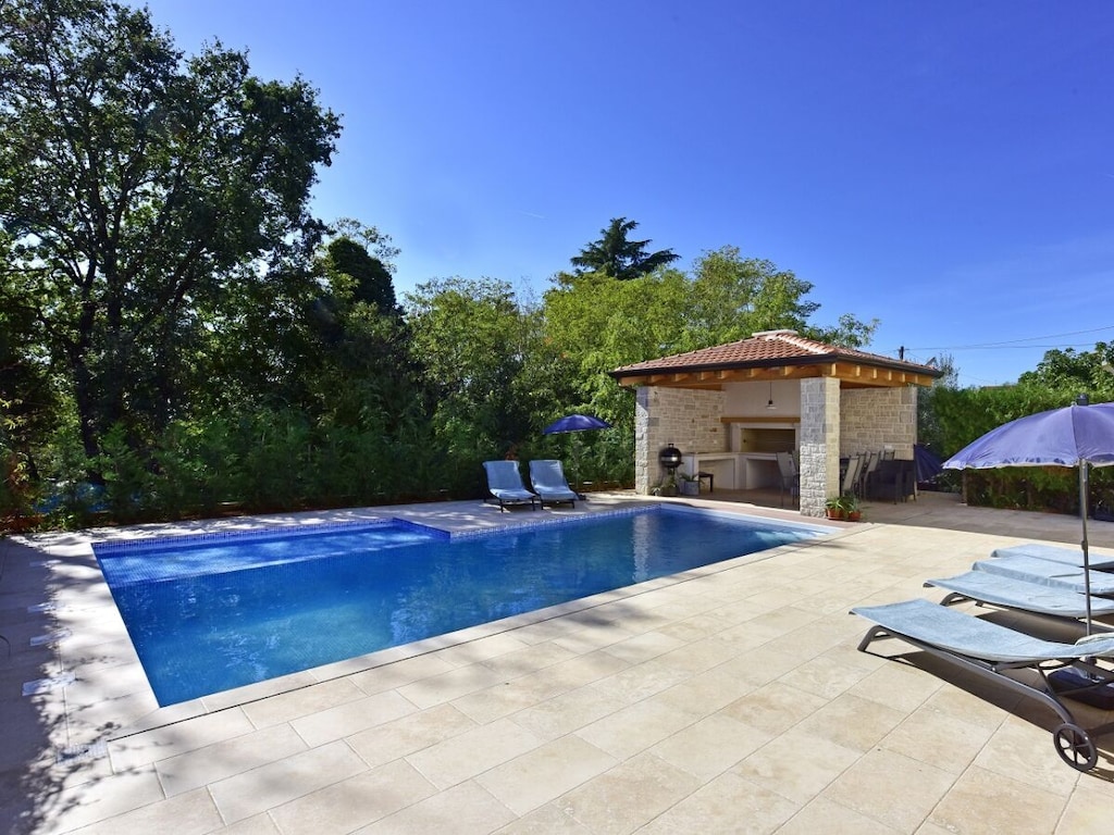 Vakantieappartement in Poreč met zwembad