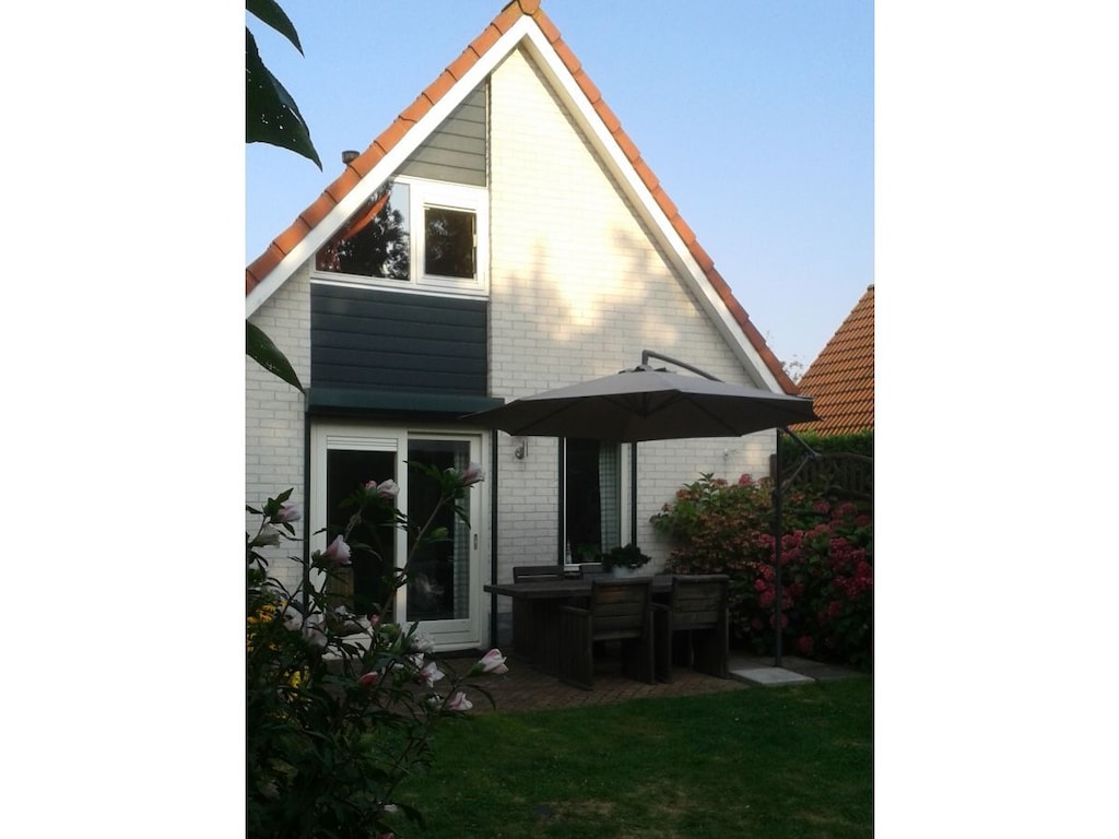Ferienhaus in Breskens mit Schwimmbecken