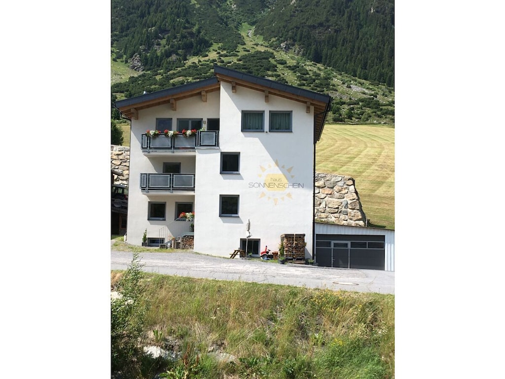 Holiday apartment Haus Sonnenschein