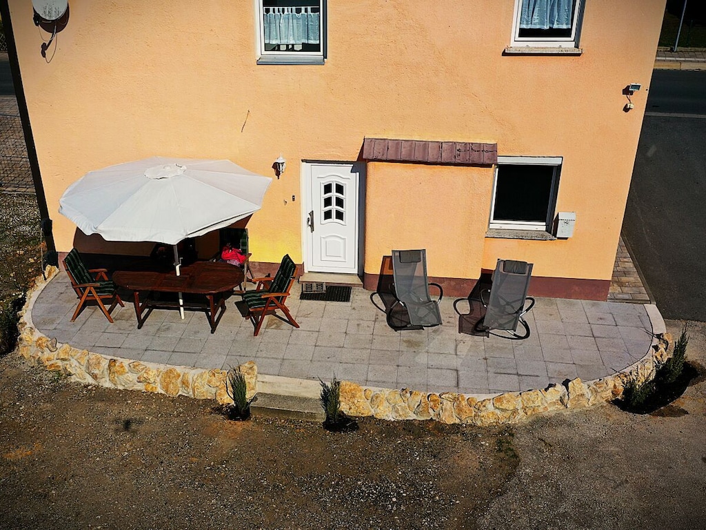 Ferienwohnung mit 2 Schlafzimmer