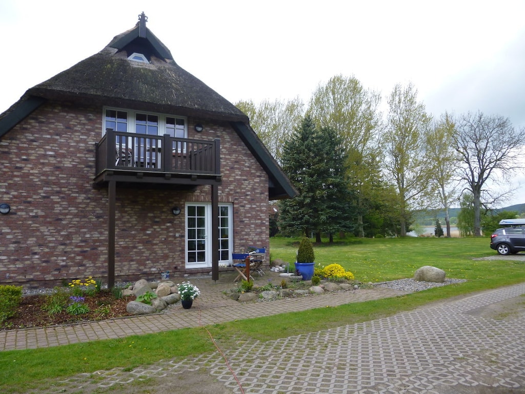 1 in het landhuis “Am See” Neuensien