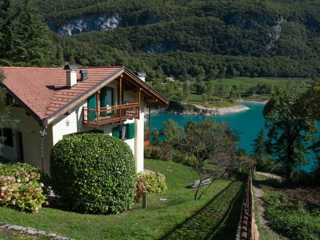 Vakantieappartement in Tenno met zwembad