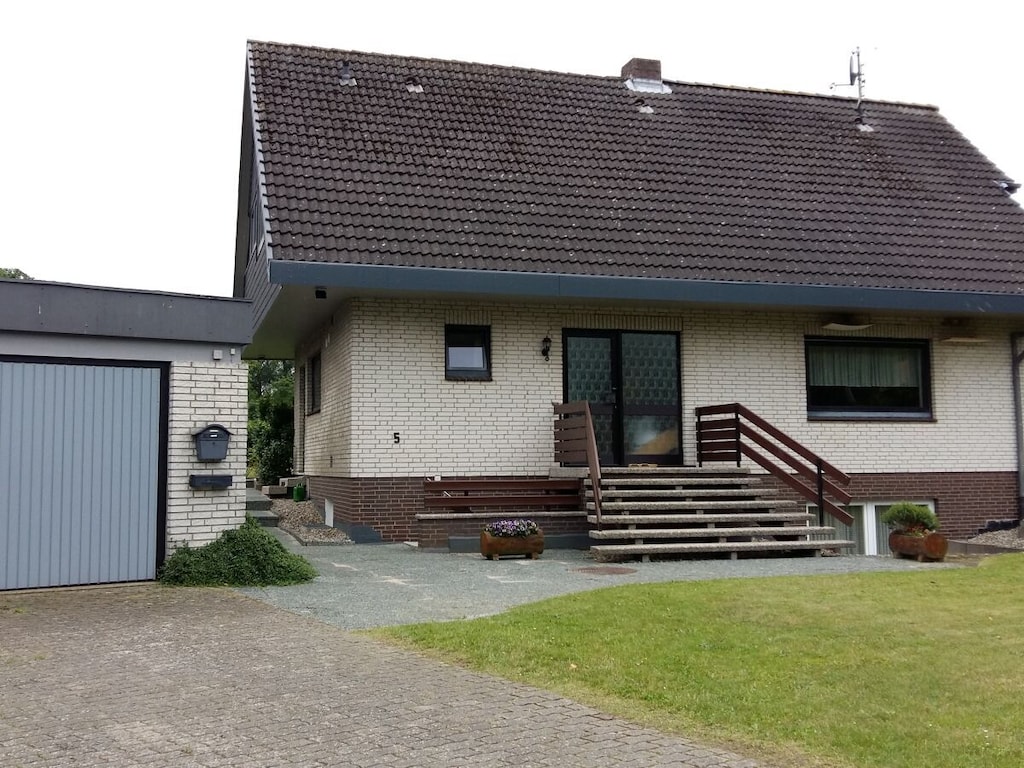 Adrian in Brodten