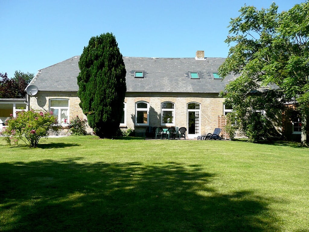 "Zonovergoten appartement aan de Schlei"