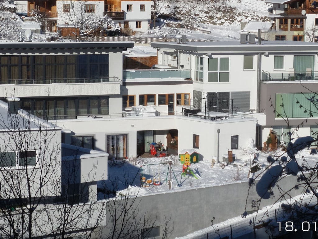 Ferienwohnung in Ladis mit Schwimmbecken