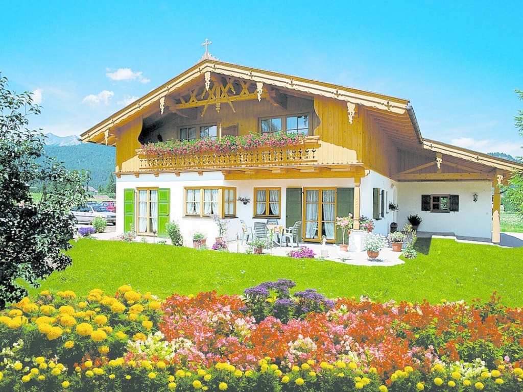 Vakantieappartement in Krün met zwembad