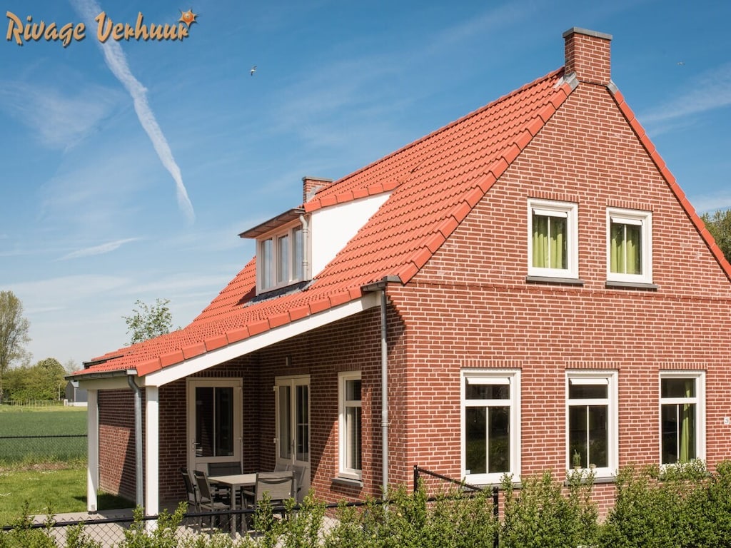 Ferienhaus in Breskens mit Schwimmbecken